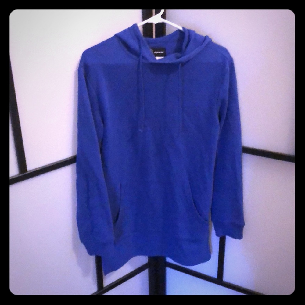Extra long blue lightweight hooded sweatshirt